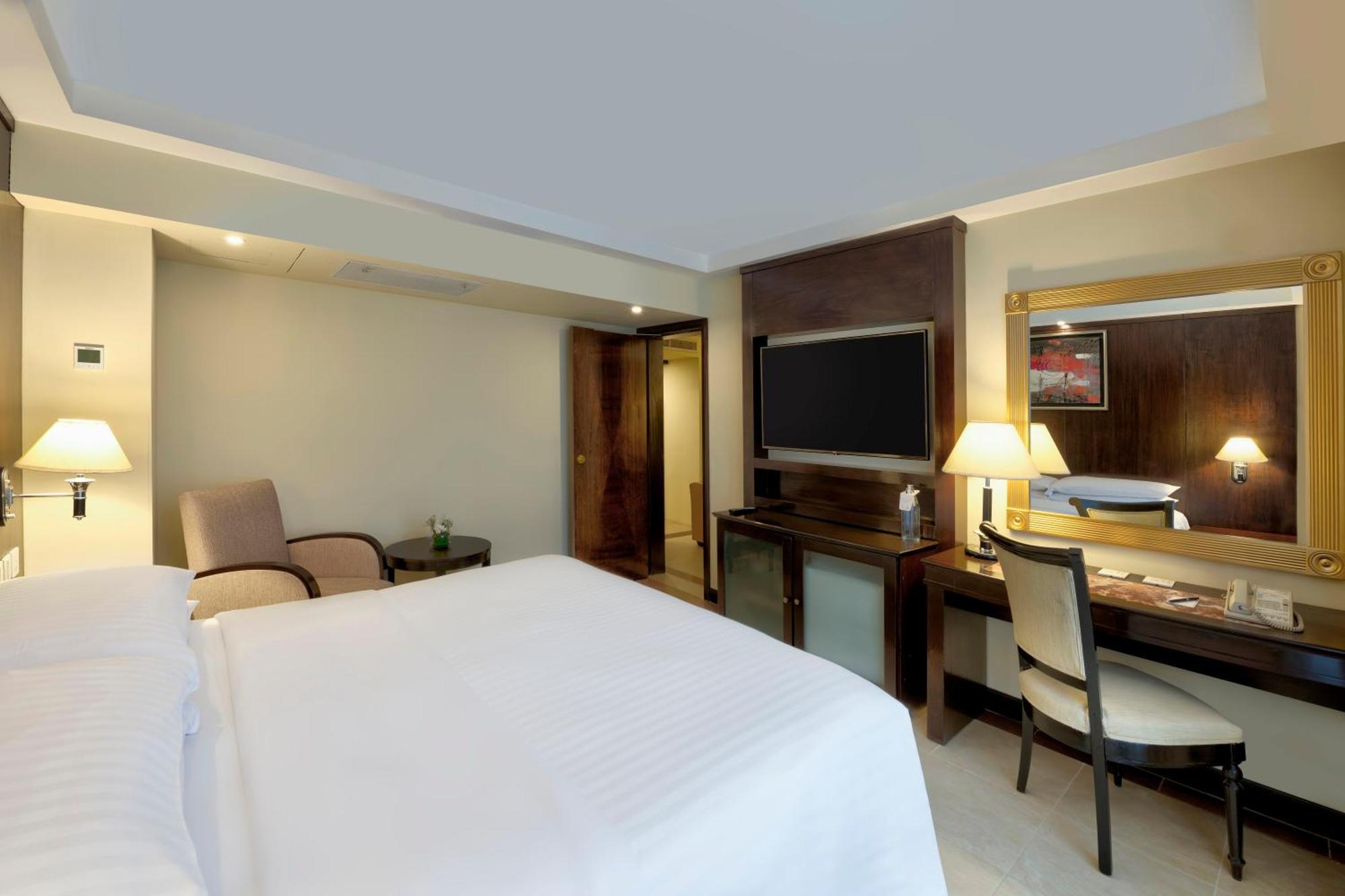Islamabad Marriott Hotel Exterior foto